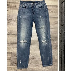 Judy Blue Distressed stretch blue jean